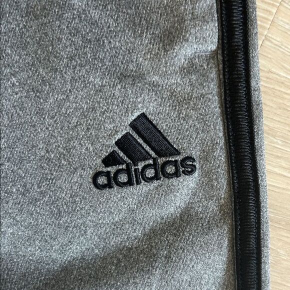 Adidas Heather Gray Joggers with Black Accents, Boy’s Size XL - Picture 5 of 5